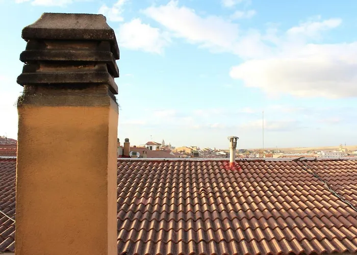 Vut Skyline Apartment *